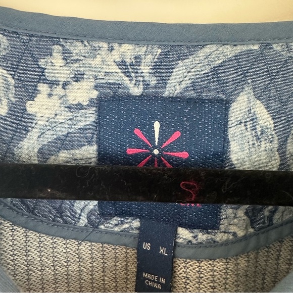 Isaac Mizrahi Quilted Jacket Blue Denim Floral Size XL Women's - Picture 7 of 10